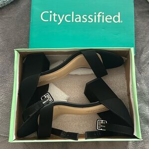 black cityclassified heels